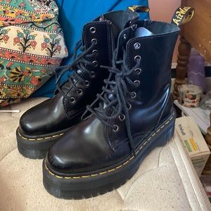 Jadon Doc Martens